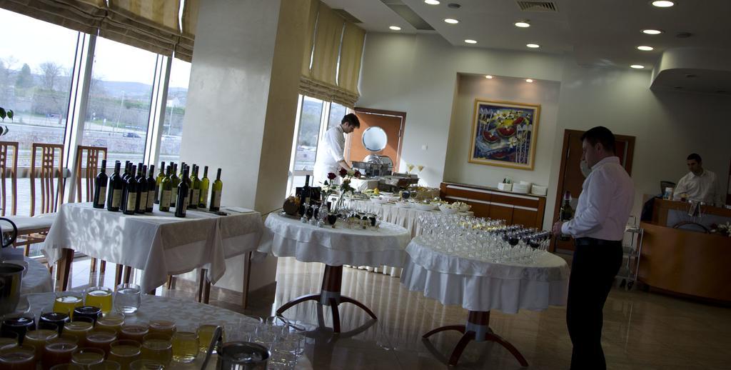Hotel Niski Cvet Ngoại thất bức ảnh